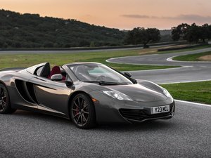 安卓汽车 超跑 迈凯轮 2013款 McLaren MP4-12C Spider手机壁纸