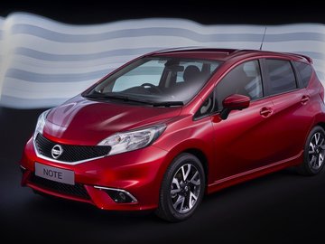 汽车 轿车 红色 尼桑 nissan note