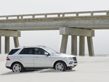 Mercedes Benz 梅赛德斯 奔驰 汽车 宽屏