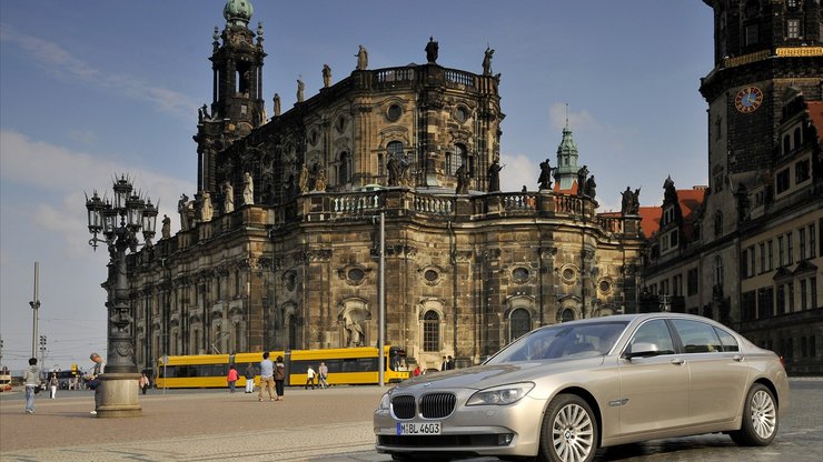 BMW 750Li 宝马 汽车 宽屏