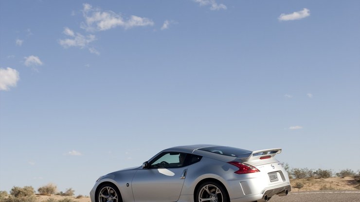 Nissan NISMO 370Z 尼桑 跑车 汽车 宽屏