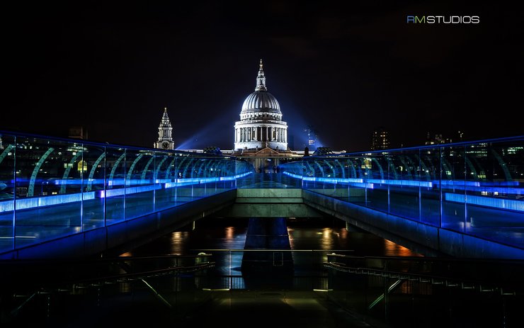 安卓手机风景 旅游 英国 伦敦 圣保罗大教堂 夜景高清壁纸