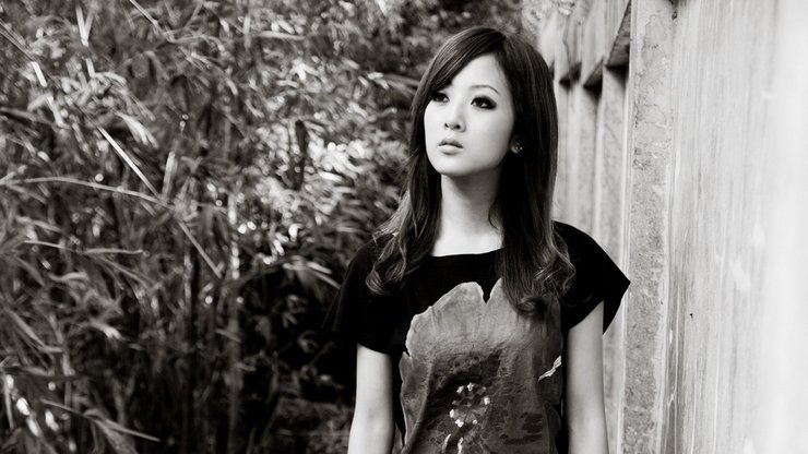 安卓手机黑白 艺术照 果子MM 美女 清纯可爱 萌妹子高清壁纸
