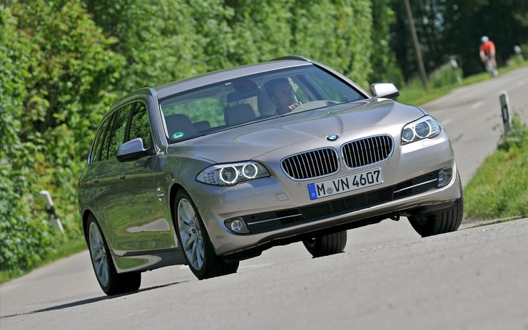 安卓手机BMW 宝马 汽车 宽屏 旅行车高清壁纸