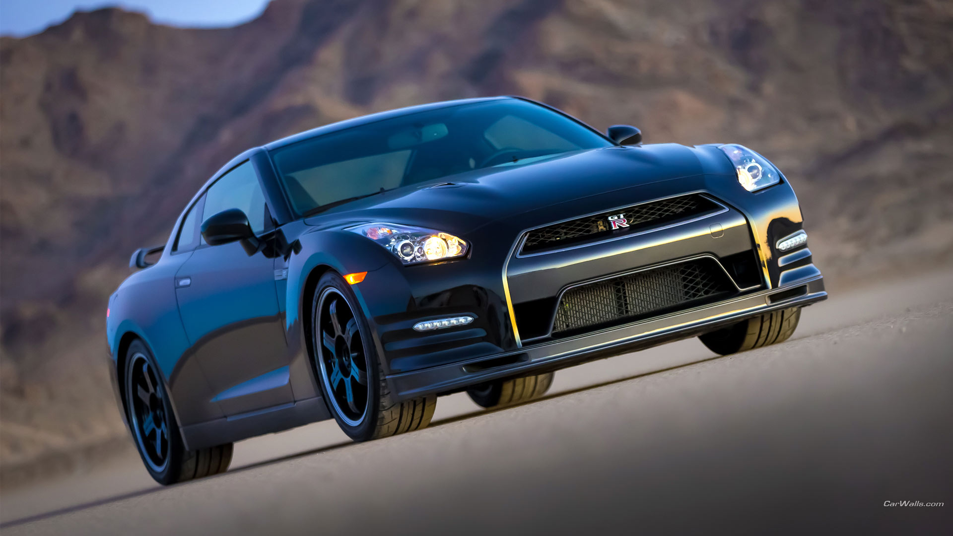 安卓(android)汽车 超跑 尼桑 日产 gtr高清手机壁纸免费下载,安心